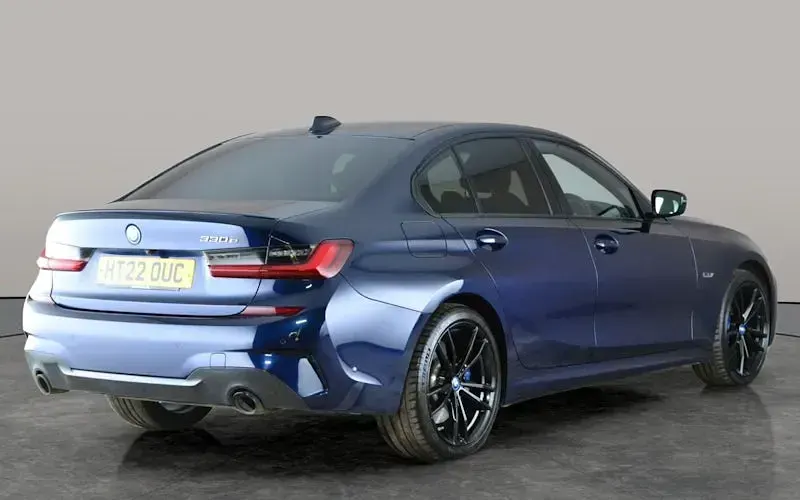 Used BMW 330e M Sport 292 HP (214 kW) 2022 Blue Sedan