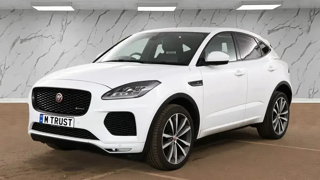 Used Jaguar E-Pace R-Dynamic 180 HP (132 kW) 2019 White SUV