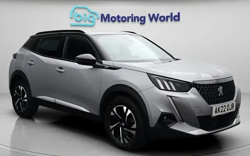 Used Peugeot 2008 GT 131 HP (96 kW) 2022 SUV