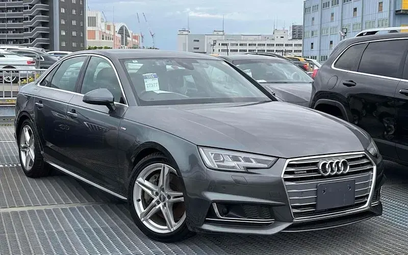 Used Audi A4 S-Line 252 HP (185 kW) 2017 Sedan