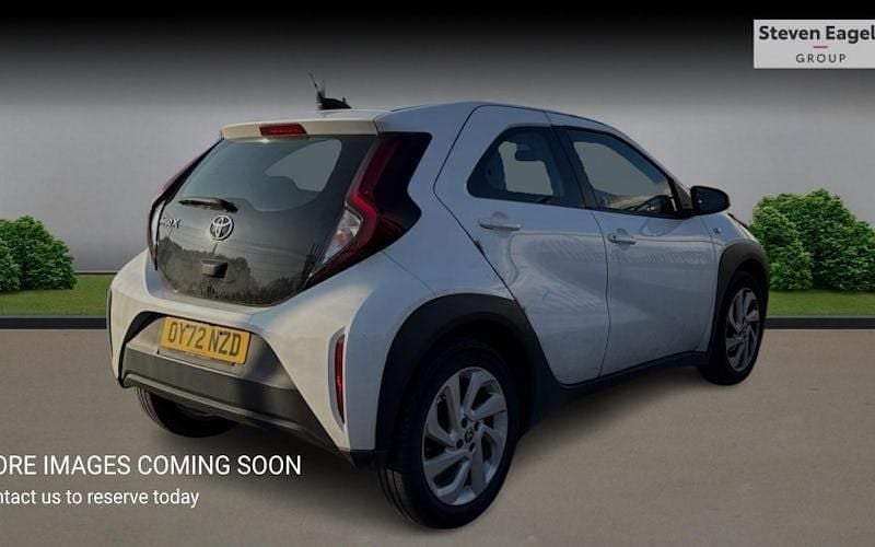 Used Toyota Aygo X PURE 72 HP (52 kW) 2025 SUV