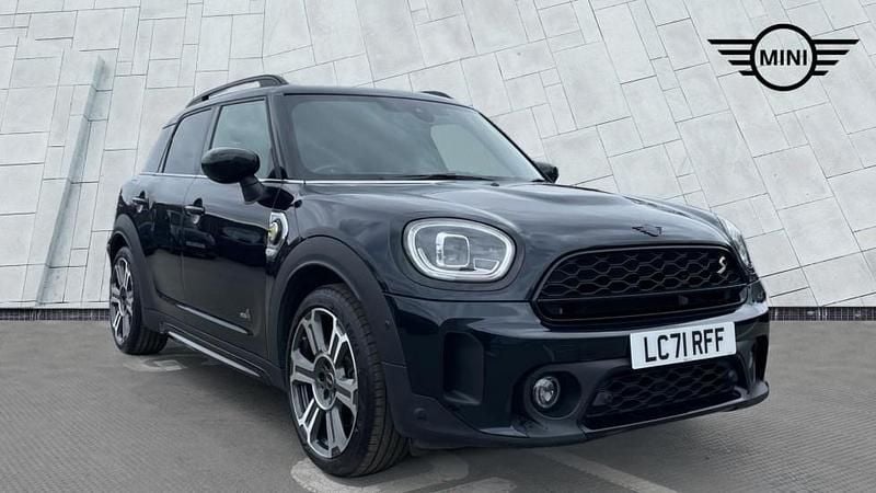 Black Used 2021 Mini Cooper S Countryman Exclusive SUV | £25,500 (A bit pricey) - Image 1/4