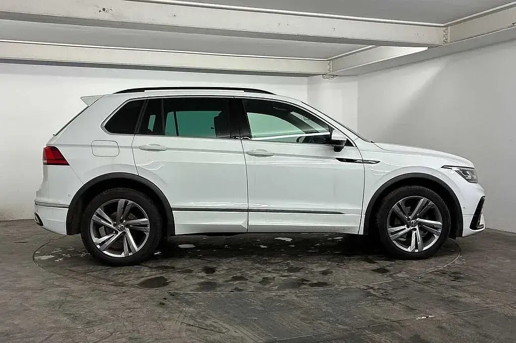 Used VW Tiguan R-line Edition 150 HP (110 kW) 2023 White SUV