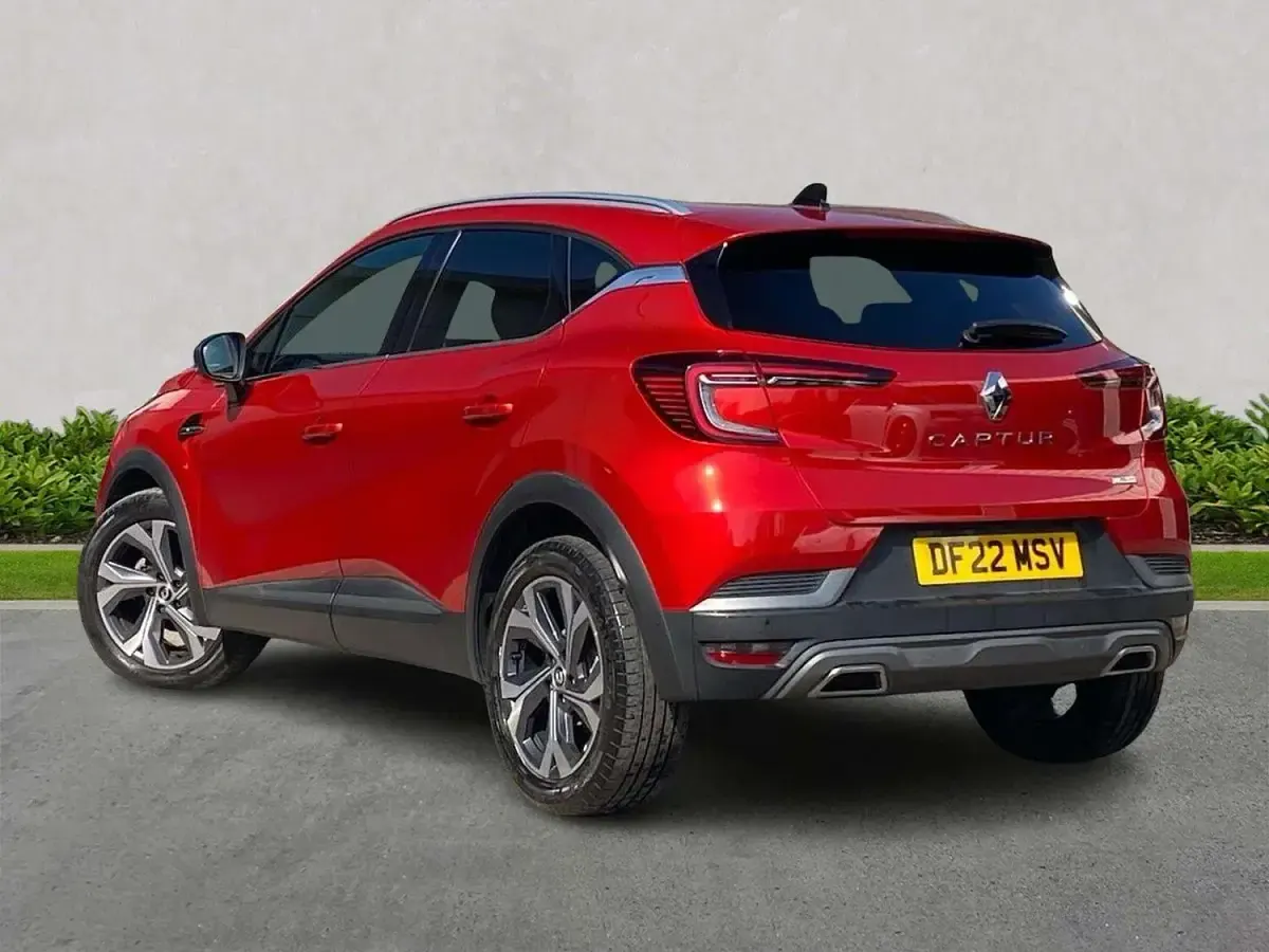 Used Renault Captur RS Line 140 HP (102 kW) 2022 Red  SUV