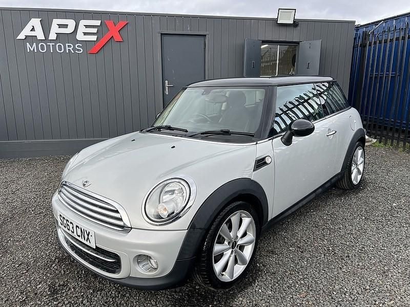 Used Mini Cooper D Hatch 112 HP (82 kW) 2013 Silver Hatchback