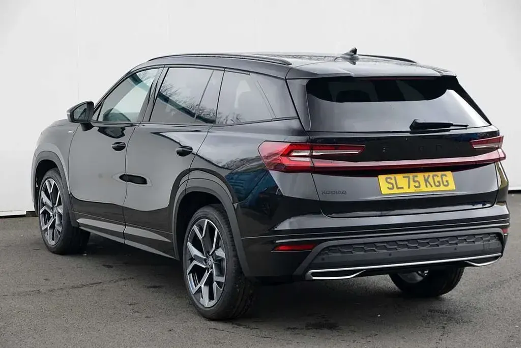 Used Skoda Kodiaq SportLine 150 HP (110 kW) 2025 Black SUV