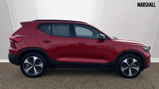 Used Volvo XC40 Plus 194 HP (142 kW) 2025 Red SUV
