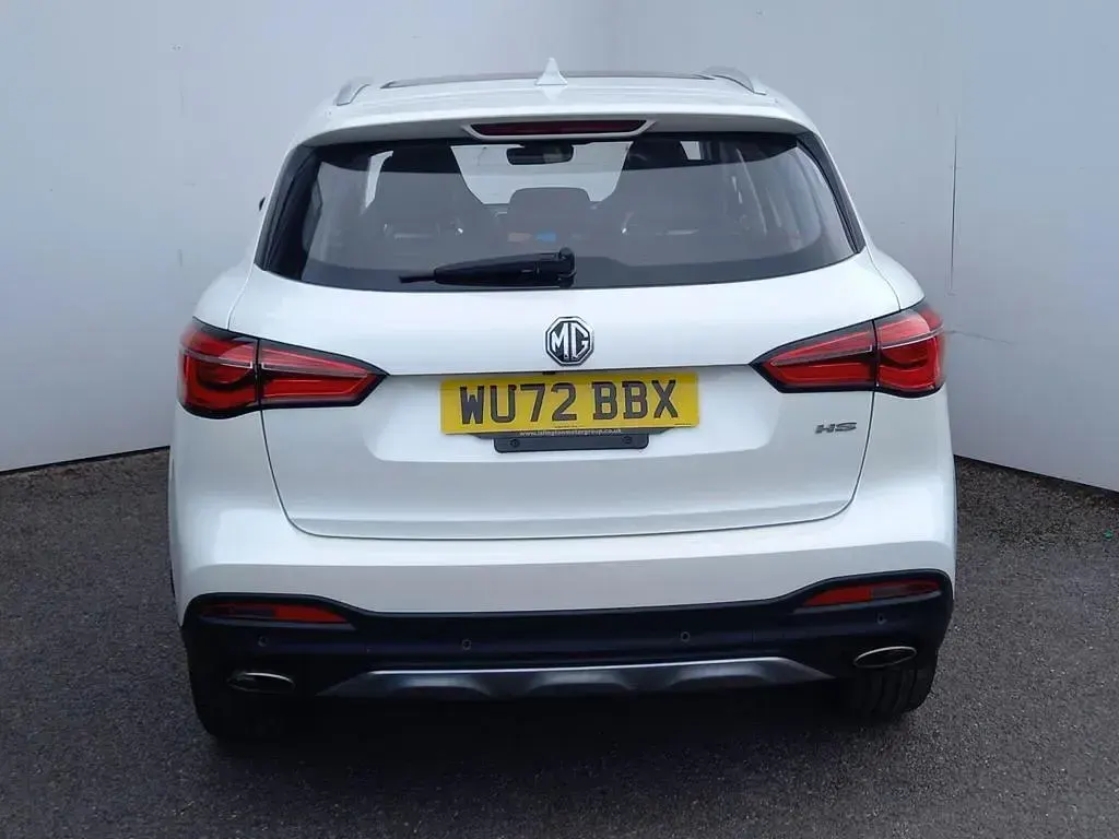 Used MG HS Exclusive 160 HP (117 kW) 2022 White SUV