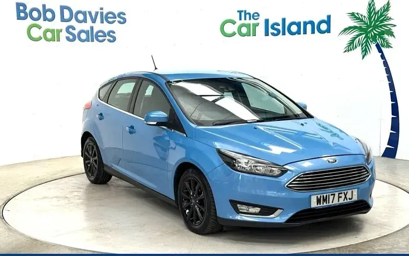 Used Ford Focus Titanium 120 HP (88 kW) 2017 Hatchback