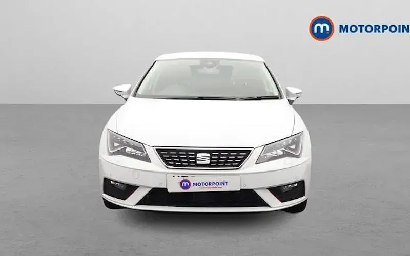 Used Seat Leon XCELLENCE Lux 150 HP (110 kW) 2020 White Hatchback