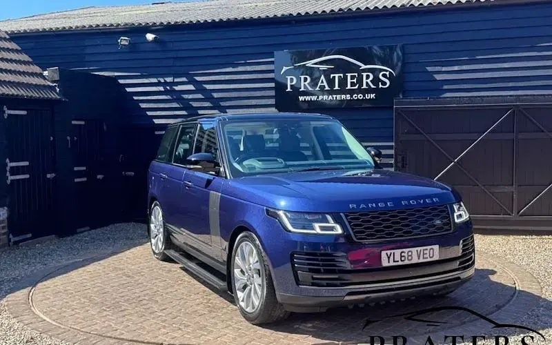 Used Land Rover Range Rover Vogue SE 404 HP (297 kW) 2020 SUV