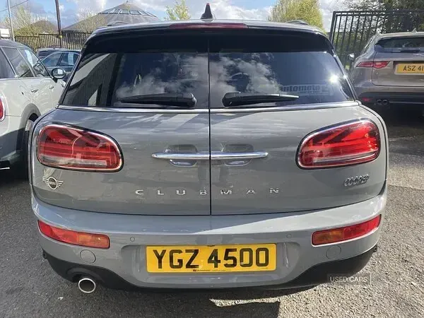 Gebraucht Mini Cooper Clubman Exclusive 2022 Grau Kombi