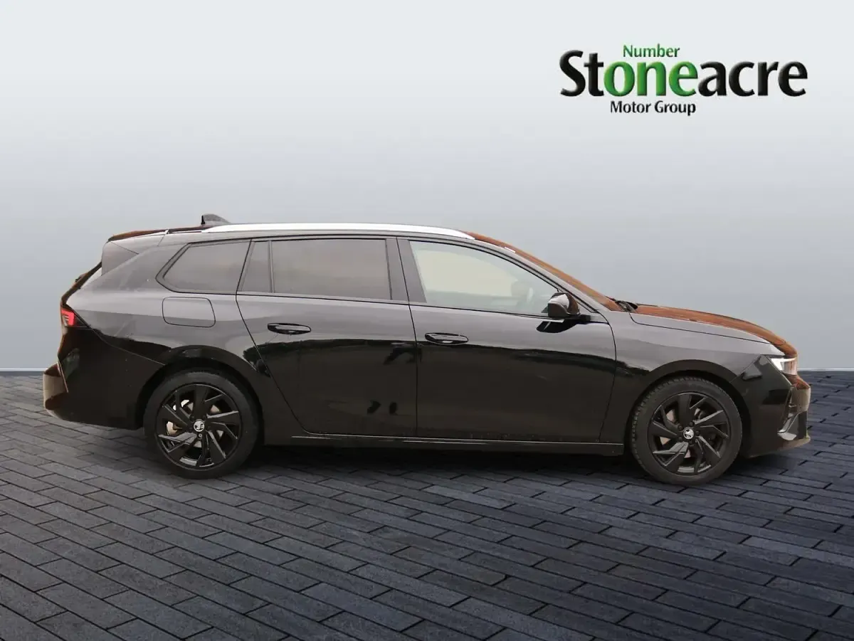 Used Vauxhall Astra S 130 HP (95 kW) 2023 Black Estate