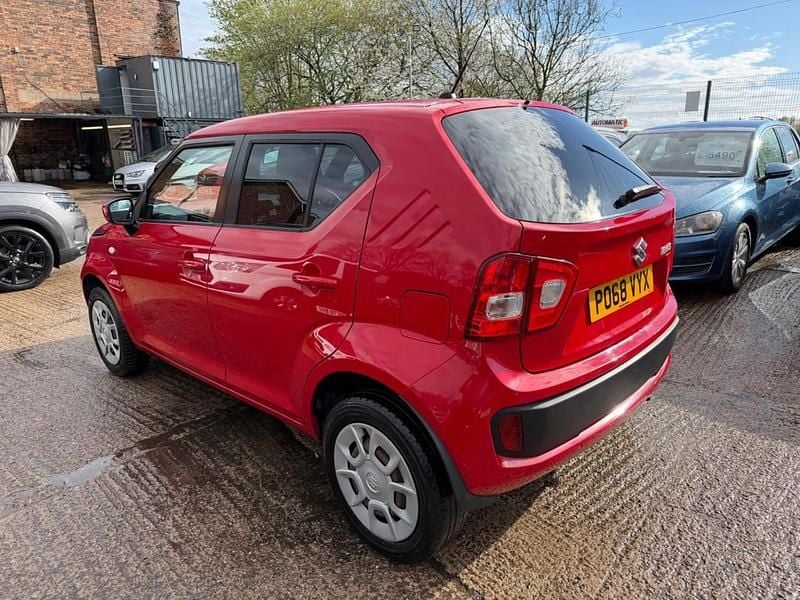 Usado Suzuki Ignis SZ3 90 HP (66 kW) 2019 Vermelho SUV