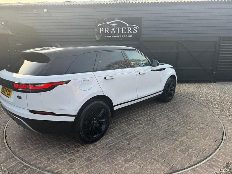 Used Land Rover Range Rover Velar R-Dynamic 180 HP (132 kW) 2018 White SUV