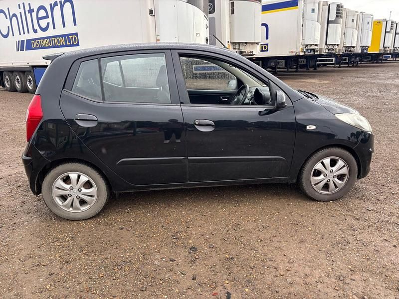 Used Hyundai i10 Style 86 HP (63 kW) 2011 Black Hatchback