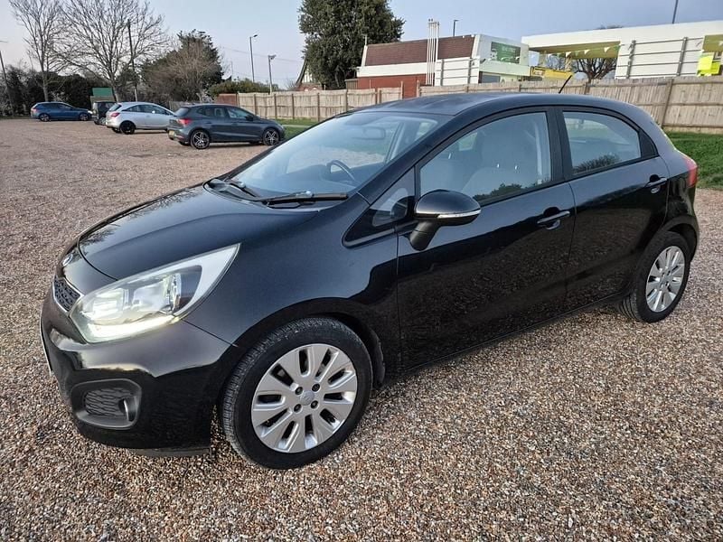 Used Kia Rio 2014 Black Hatchback