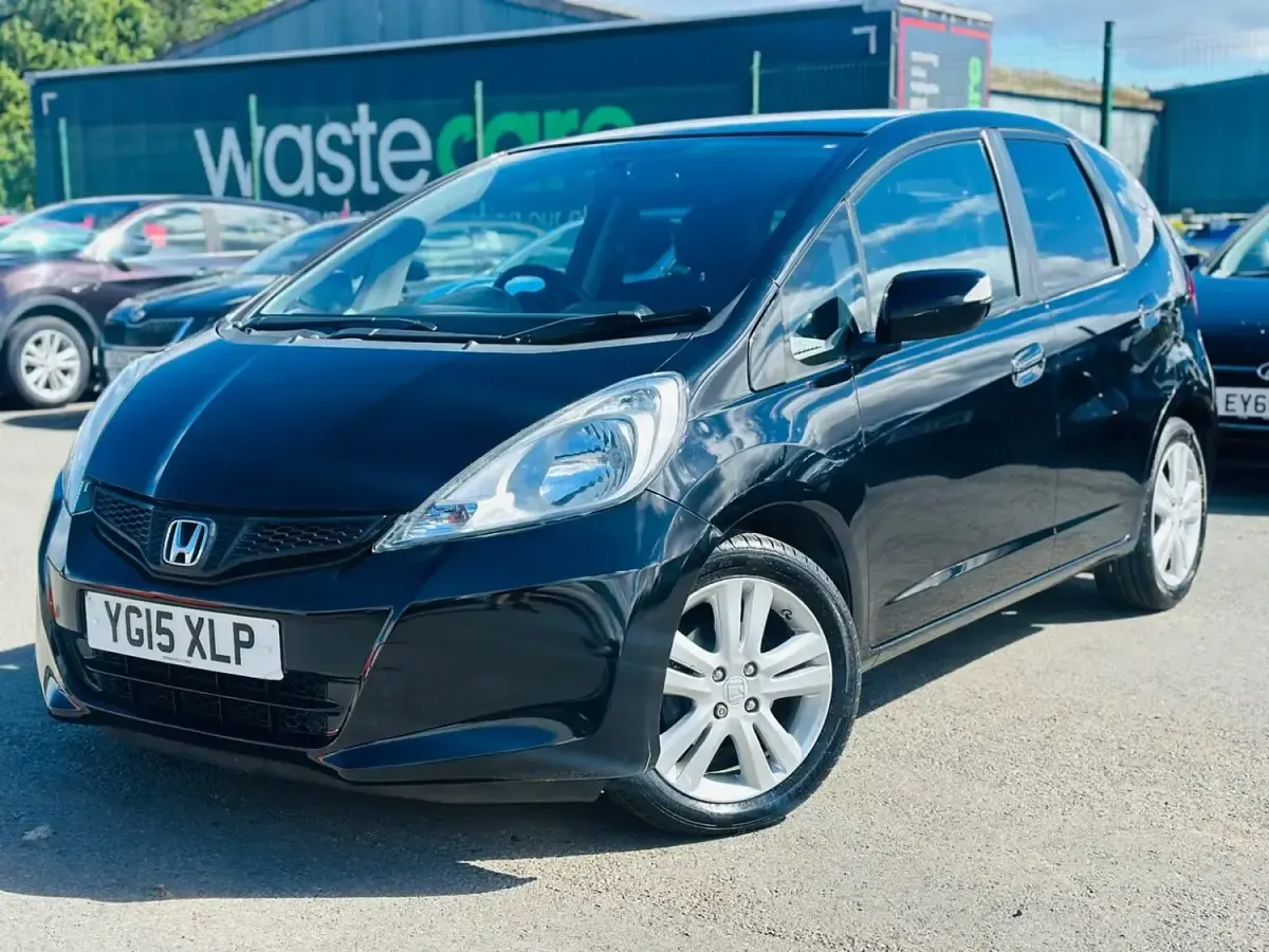 Used Honda Jazz ES 2015 Black Hatchback