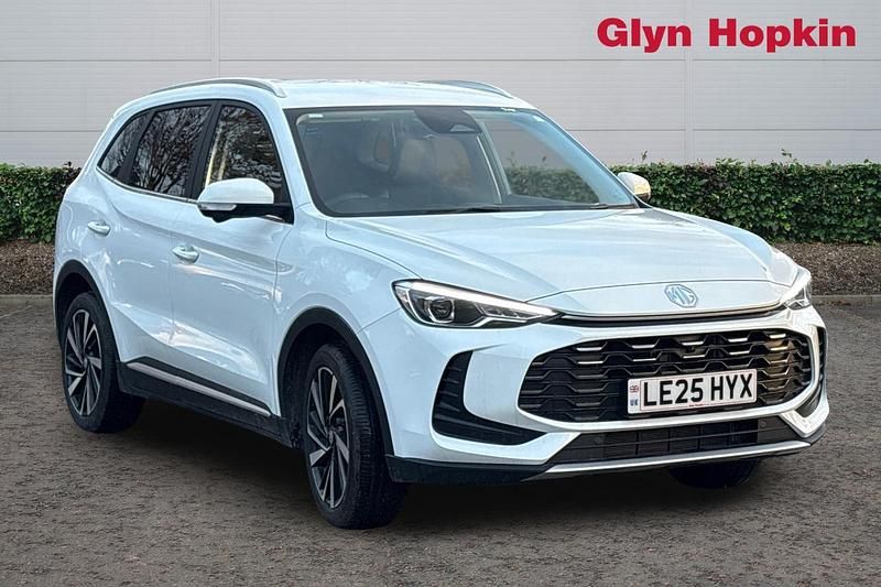 Used MG ZS Trophy 2025 White Hatchback