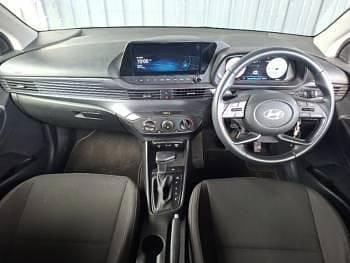 Used Hyundai i20 Advanced 100 HP (73 kW) 2024 Grey Hatchback