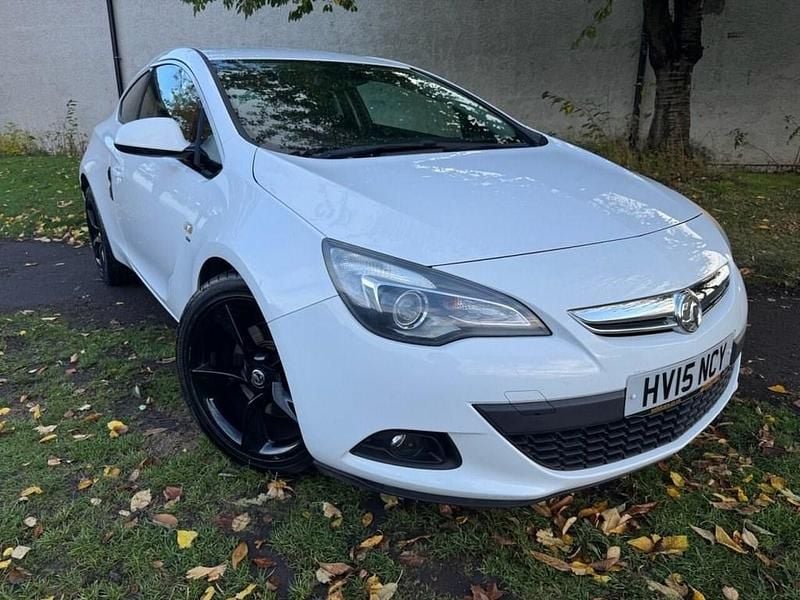 White Used 2015 Vauxhall Astra GTC SRi Coupe | £4,495 (Good price) - Image 1/4