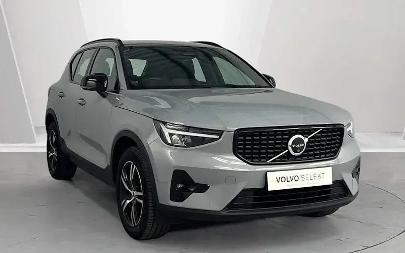 Used Volvo XC40 Plus 163 HP (119 kW) 2026 SUV