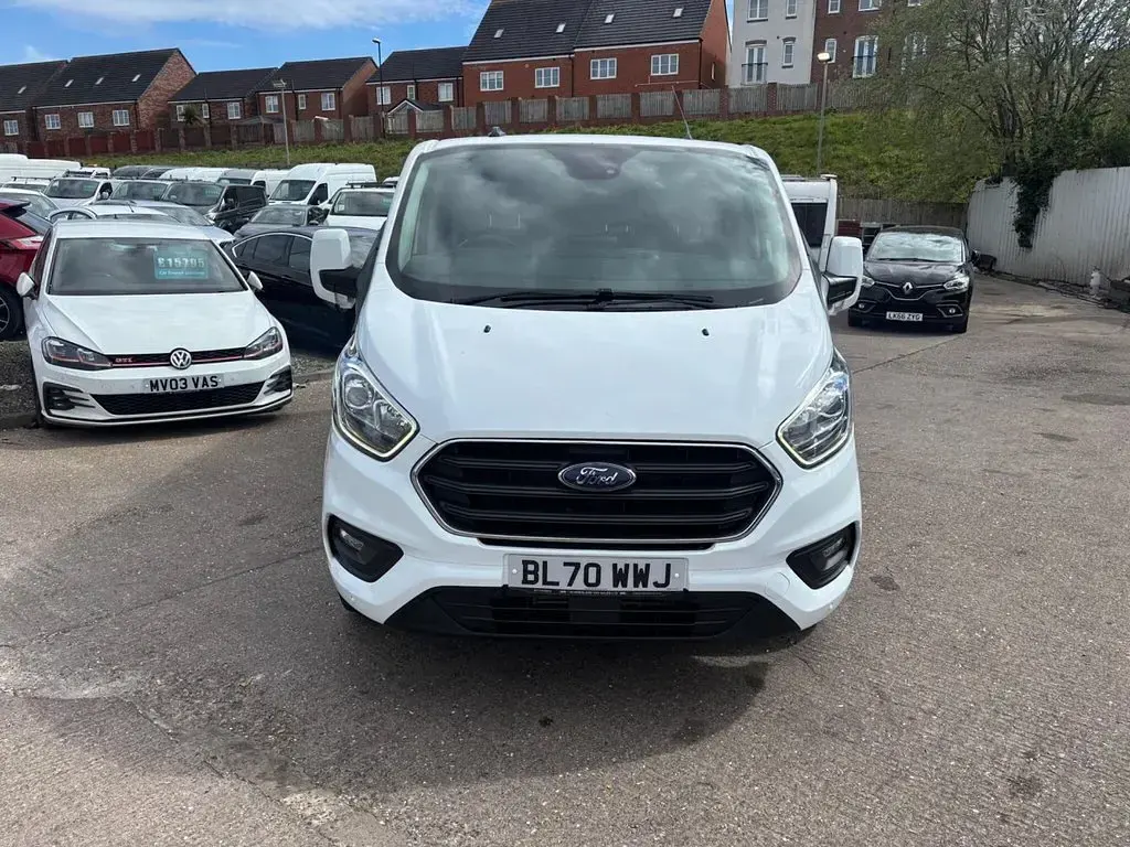 Used Ford Transit Custom Limited 130 HP (95 kW) 2020 White Van
