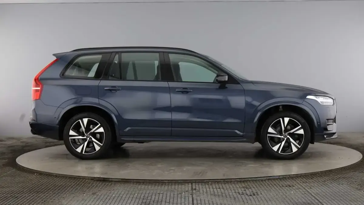 Used Volvo XC90 Plus 232 HP (170 kW) 2023 SUV