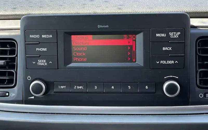 Used Kia Rio 84 HP (61 kW) 2019 Red Hatchback