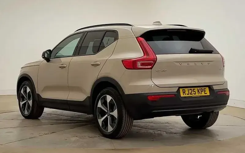 Used Volvo XC40 Plus 197 HP (144 kW) 2026 Brown SUV