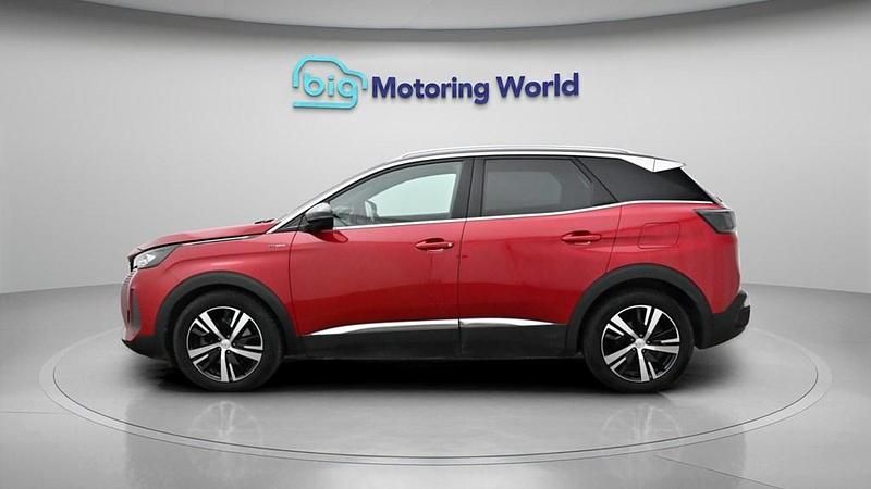 Used Peugeot 3008 GT 225 HP (165 kW) 2021 Red SUV