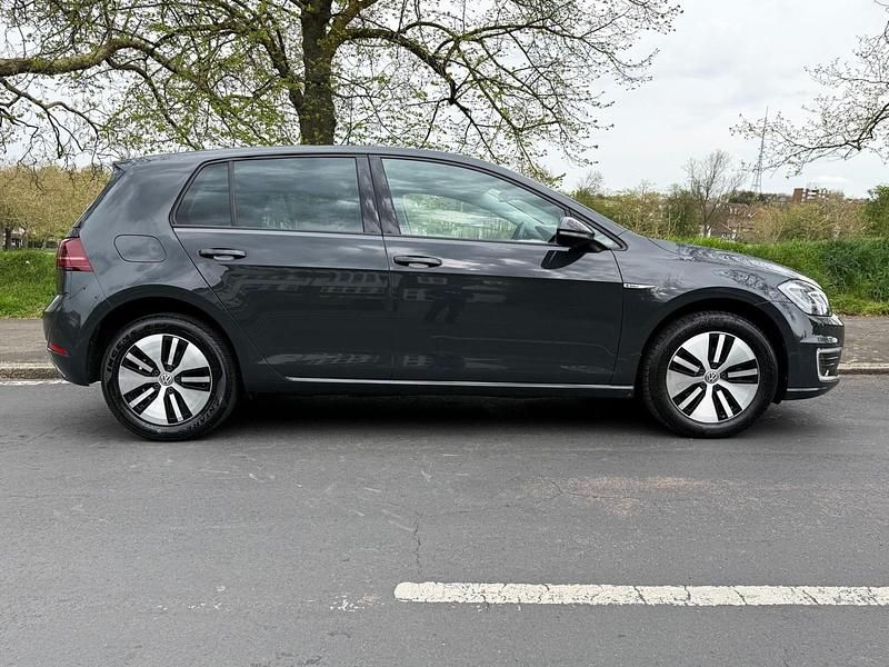 Used VW e-Golf 99 kW (135 HP) 2019 Grey Hatchback