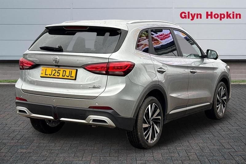 Used MG ZS Trophy 196 HP (144 kW) 2025 Silver Hatchback