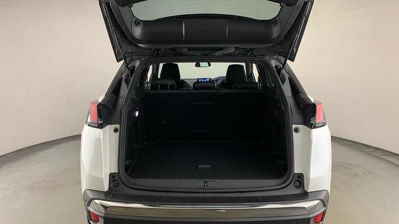 Used Peugeot 3008 GT-line 129 HP (94 kW) 2020 White SUV