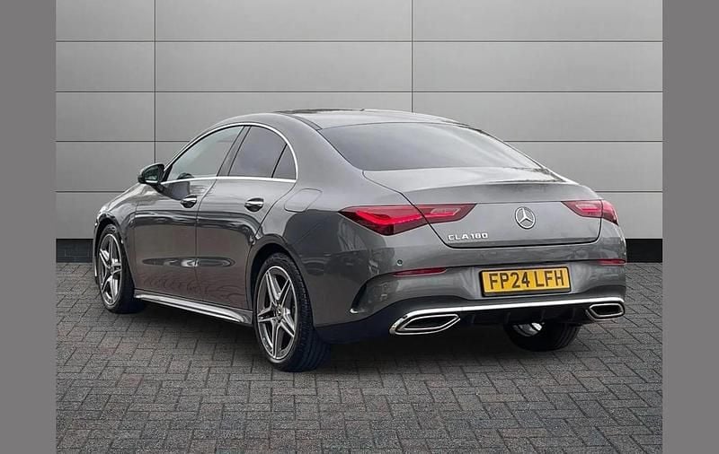 Used Mercedes CLA180 Executive 134 HP (98 kW) 2024 Grey Sedan