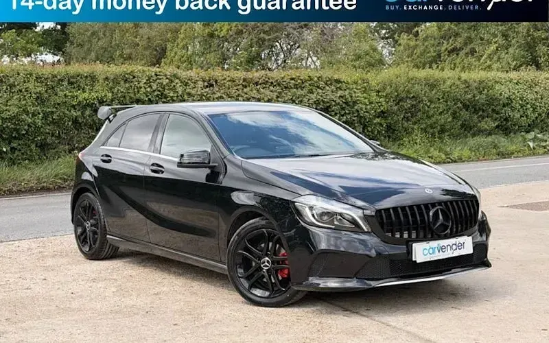 Begagnad Mercedes A180 Sport Edition 109 HK (80 kW) 2018 Halvkombi
