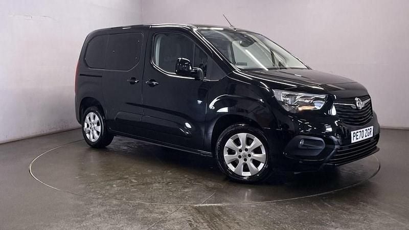 Black Used 2020 Vauxhall Combo S MPV | £11,999 (Fair price) - Image 1/4