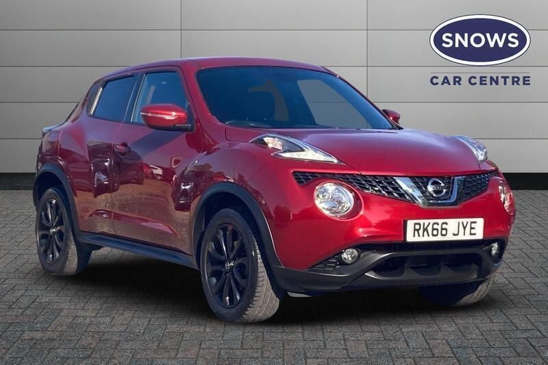 Red Used 2016 Nissan Juke N-Connecta SUV | £7,449 (Fair price) - Image 1/4