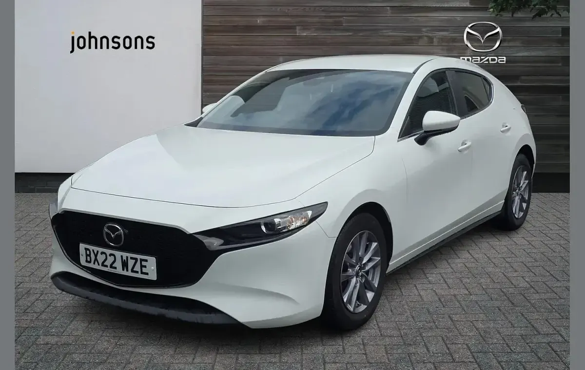 Used Mazda 3 120 HP (88 kW) 2022 White Hatchback