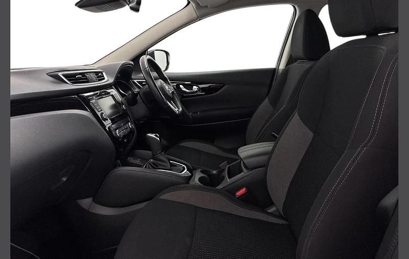 Used Nissan Qashqai Acenta Premium 160 HP (117 kW) 2020 Black SUV