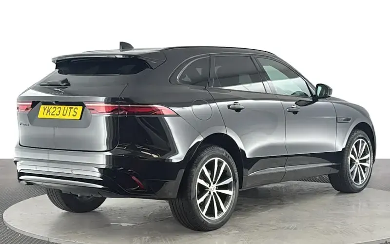 Used Jaguar F-Pace R-Dynamic 204 HP (150 kW) 2023 Black SUV