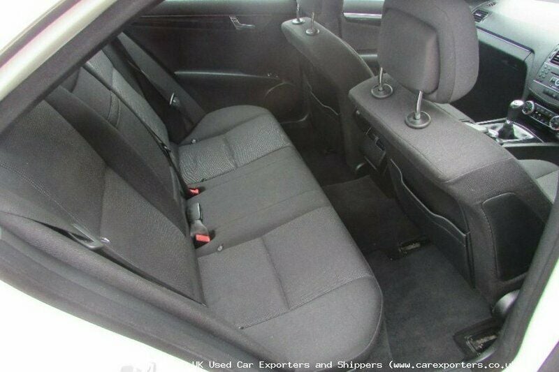 Used Mercedes C200 136 HP (100 kW) 2010 Sedan