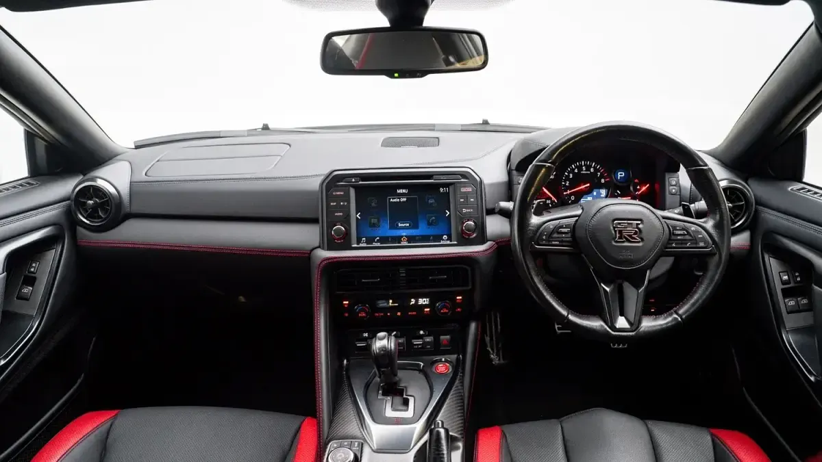 Używany Nissan GT-R Recaro 2017 Biały Coupe