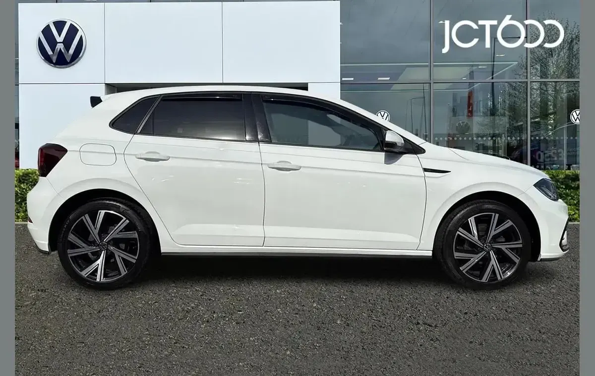 Used VW Polo R-line 95 HP (69 kW) 2023 White Hatchback