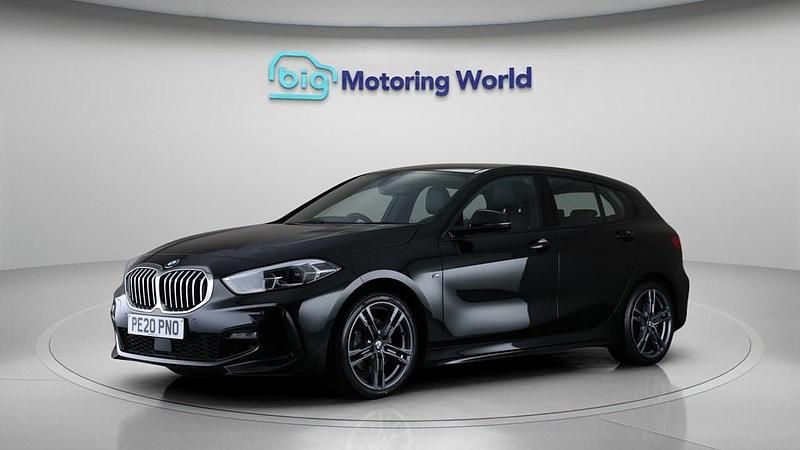 Used BMW 118 M Sport 140 HP (102 kW) 2020 Black Hatchback