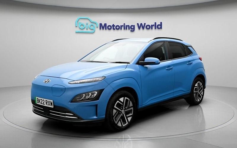 Second-hand Hyundai Kona Premium 150 kW (204 CP) 2022 Albastru SUV