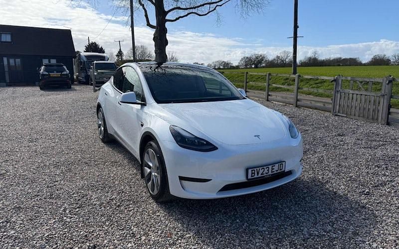 Used Tesla Model Y RWD 219 kW (299 HP) 2023 White SUV