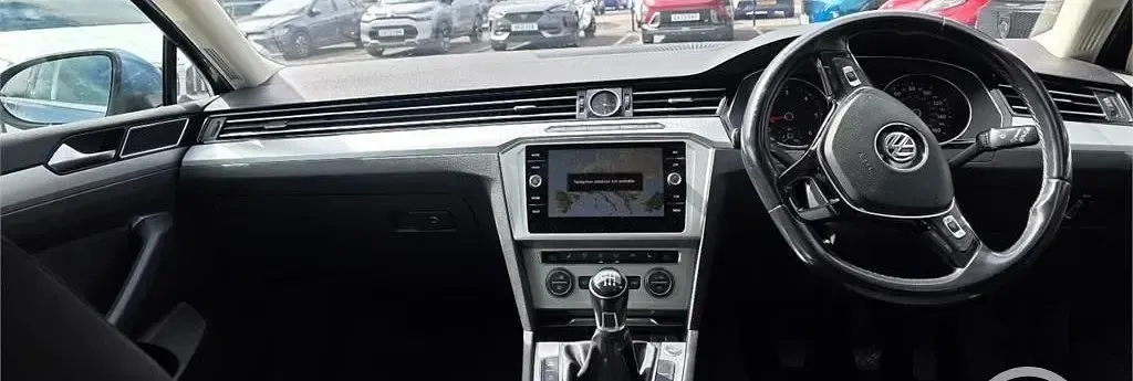Używany VW Passat Business 2018 Niebieski Kombi