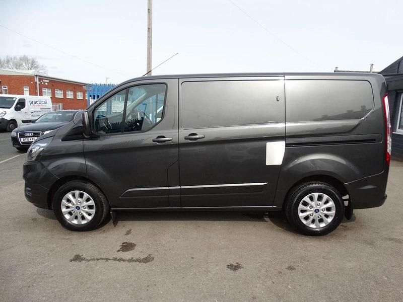 Used Ford Transit Custom Limited 170 HP (125 kW) 2023 Grey Van