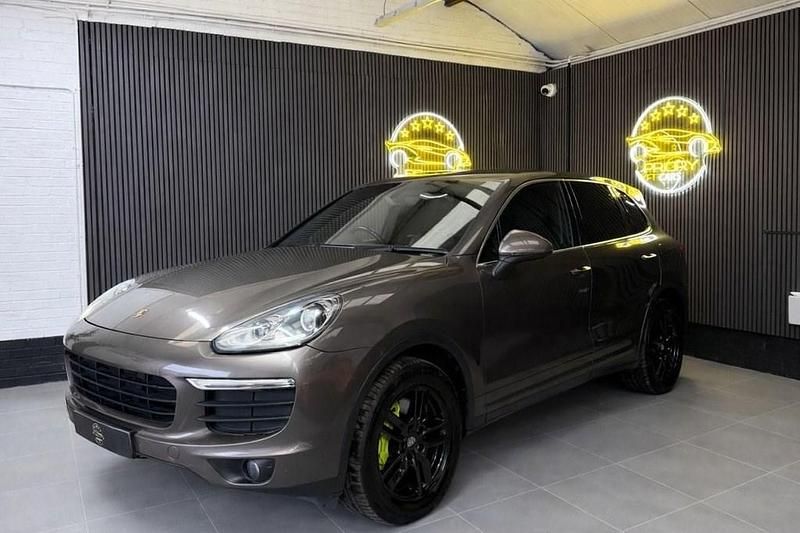 Usado Porsche Cayenne S E-Hybrid 2015 Castanho SUV